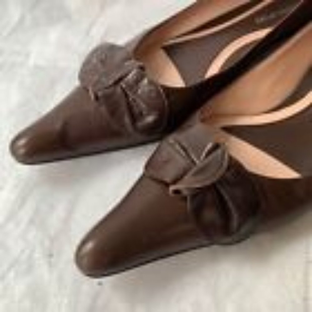 Albert Nipon Brown Leather Pointed Toe Kitten Hee… - image 5